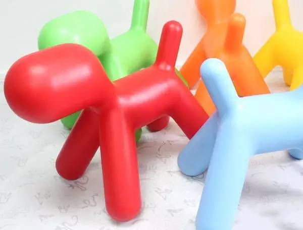 新康意众申获得带有防褶皱功用塑料薄膜成型机专利