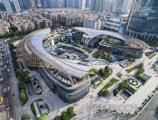 以花园为中心的广州Parc中心