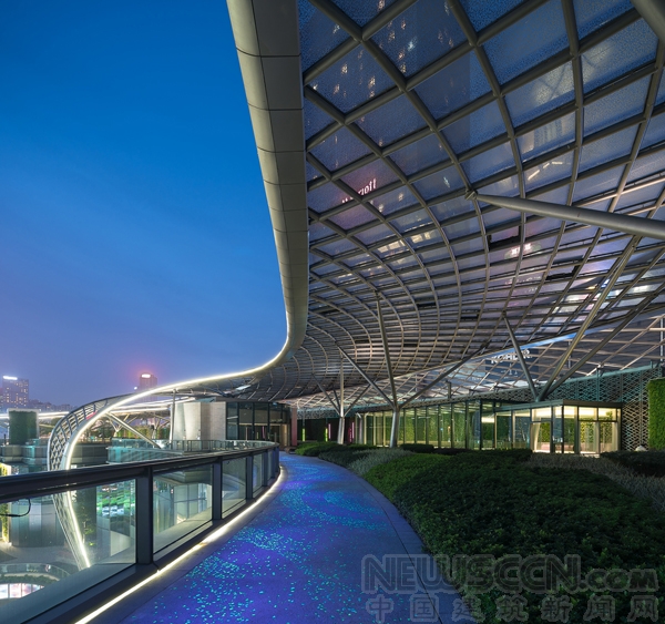 以花园为中心的广州Parc中心